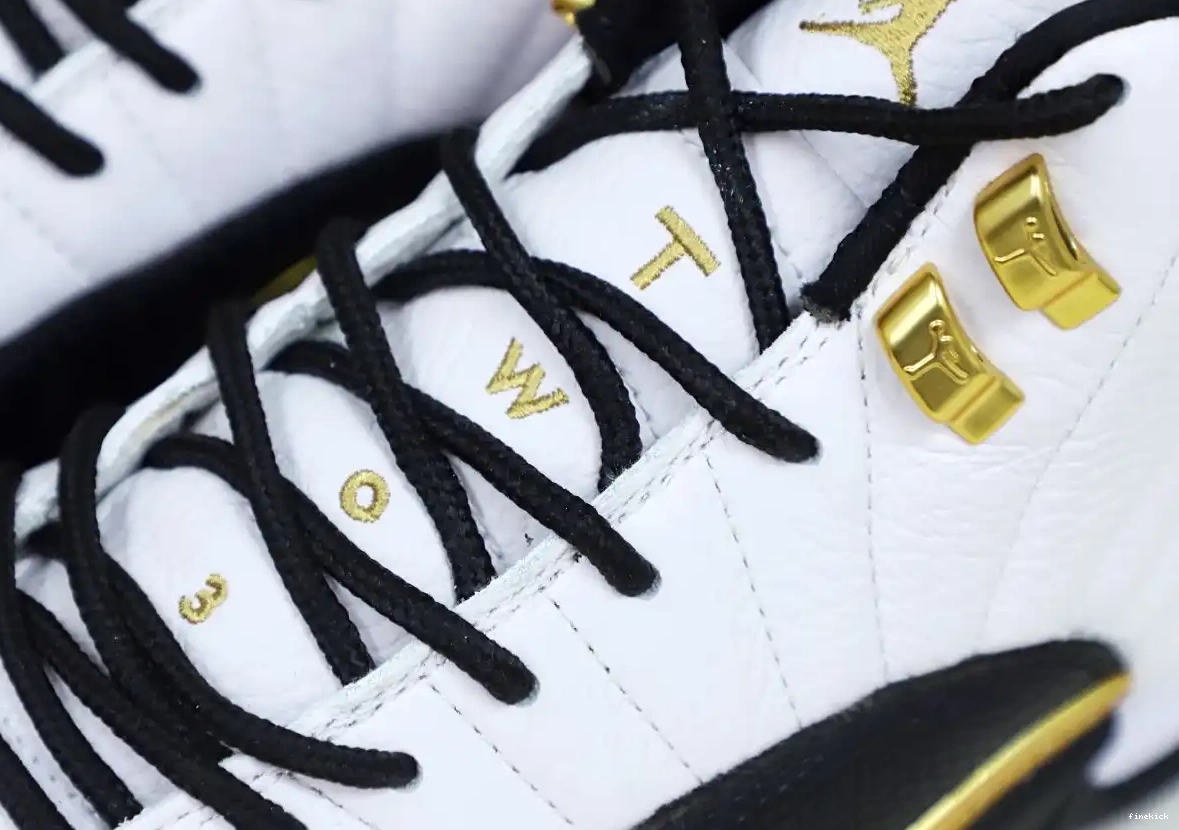 RETRO 12 'ROYALTY' JORDAN AIR 0530